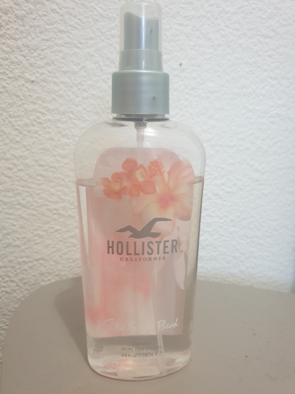 hollister spray