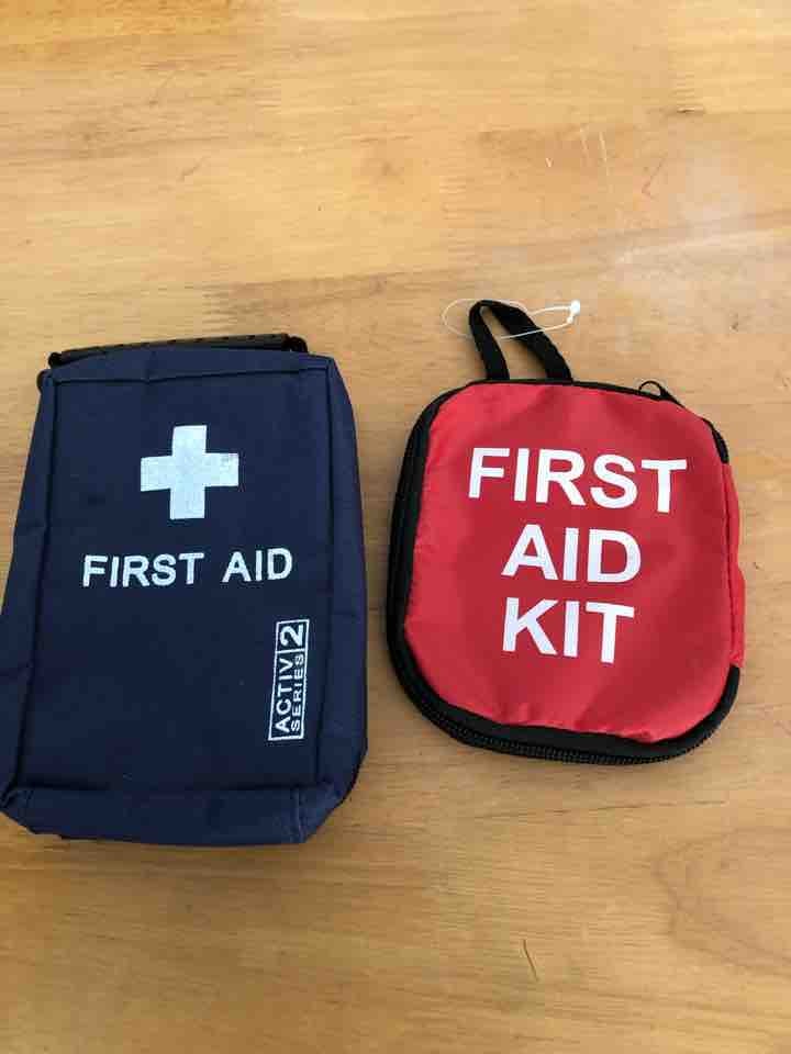 Empty first aid bags OLIO