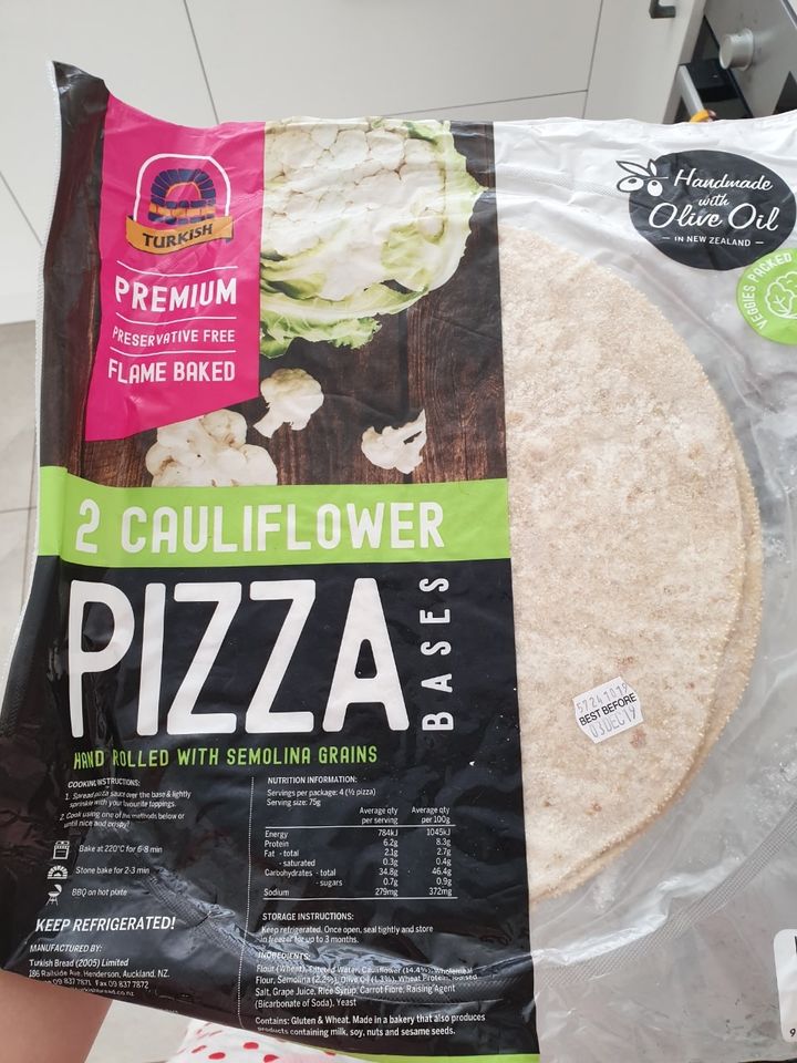 Cauliflower pizza bases OLIO