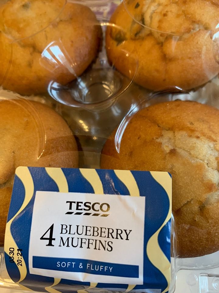Tesco blueberry muffins OLIO