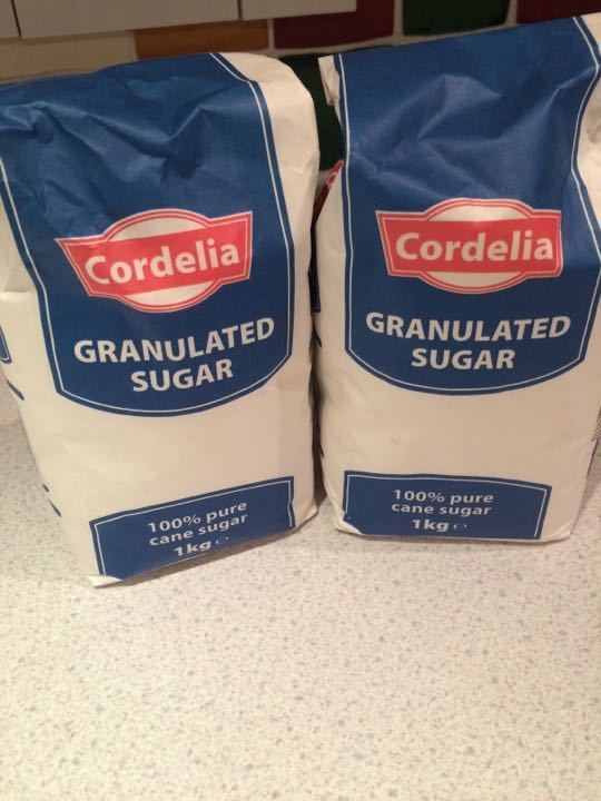 2x 1kg bags of sugar OLIO
