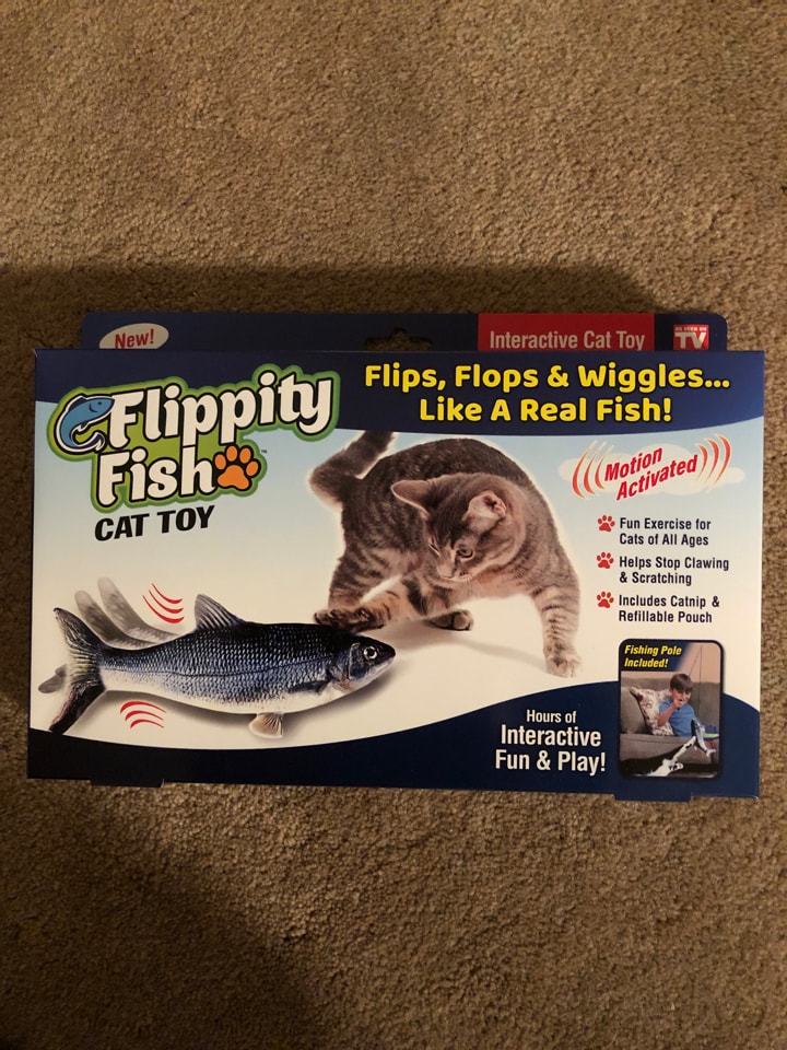 Flippity Fish Cat Toy OLIO