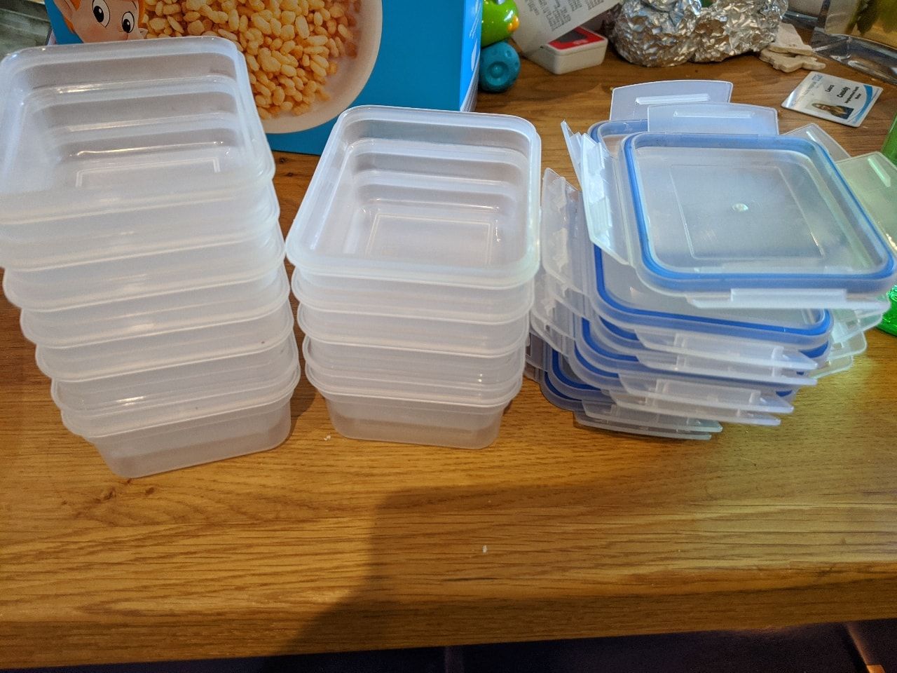 tupperware kitchen box