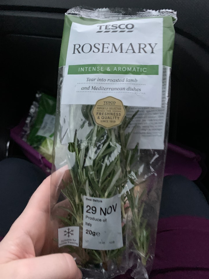 Tesco Rosemary x 6 OLIO