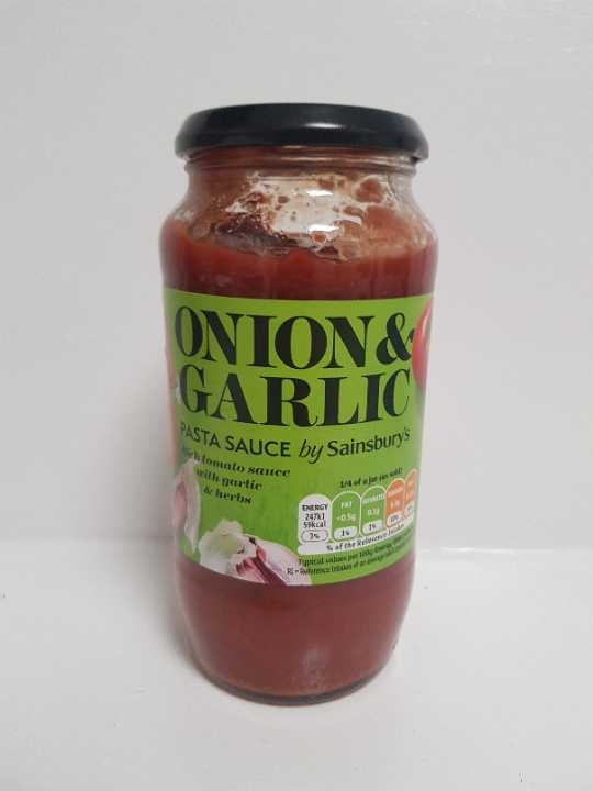 Onion and Garlic Tomato Pasta Sauce OLIO