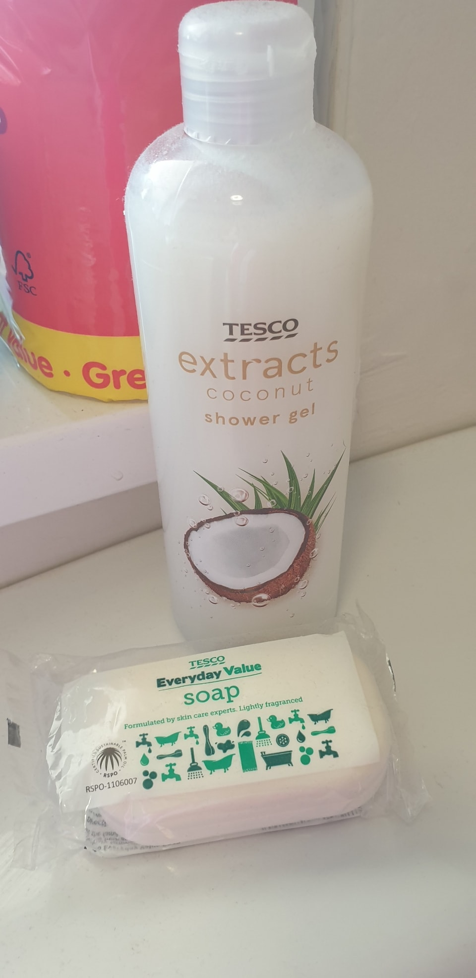 Shower gel & soap OLIO