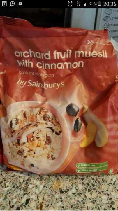 Orchard fruit muesli with cinnamon by Sainsbury’s OLIO
