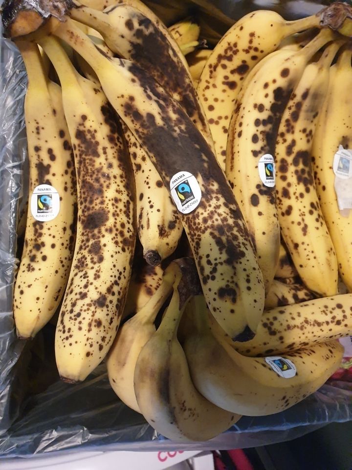 Bruised bananas OLIO