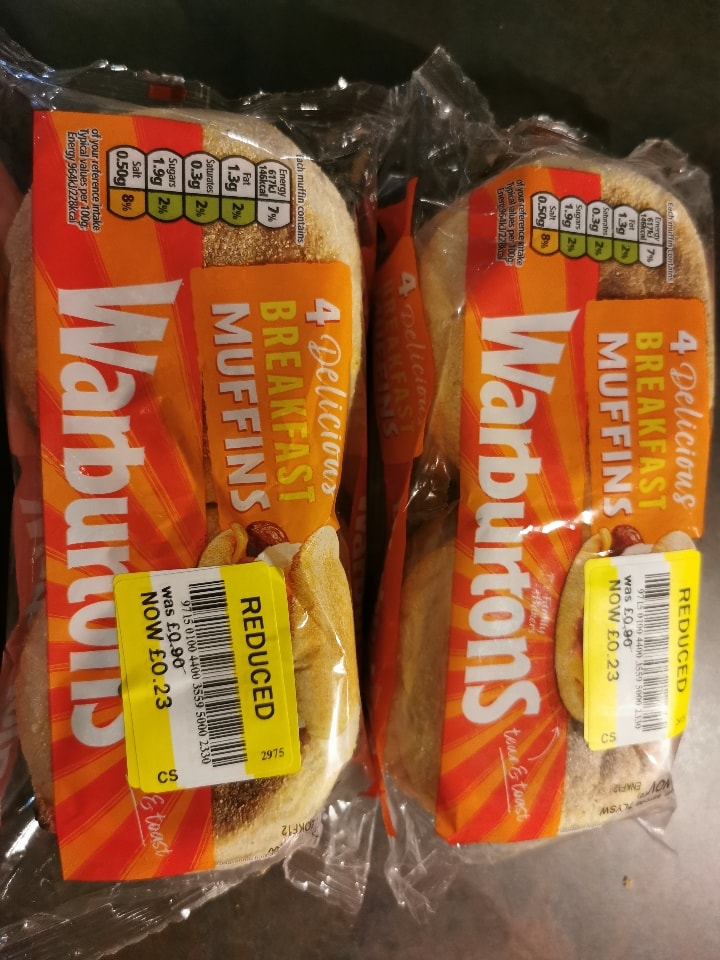 Warburton Breakfast Muffins OLIO