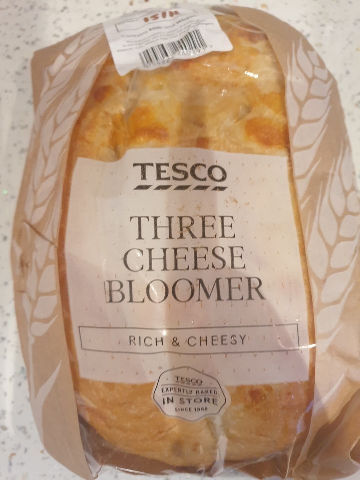 Tesco three cheese bloomer loaf OLIO