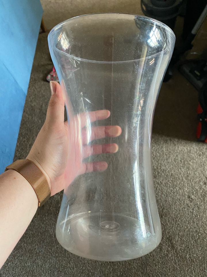 Large plastic vase OLIO