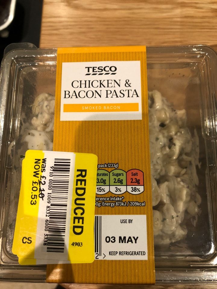 Tesco chicken and bacon pasta 465g pot OLIO