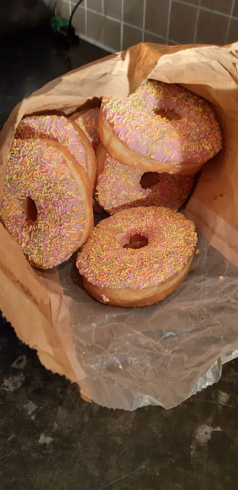 Tesco glazed doughnuts OLIO