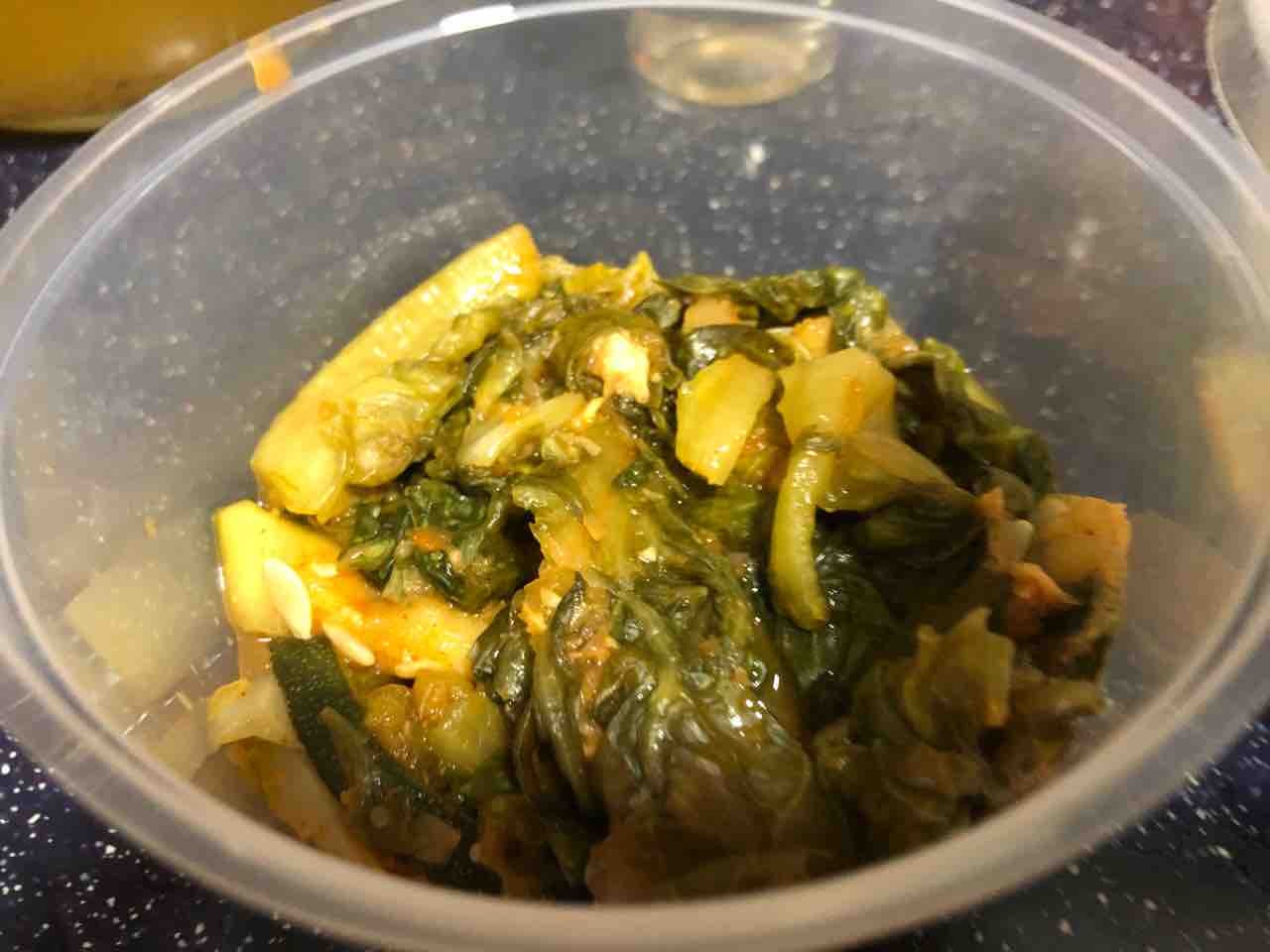 Lettuce and cucumber kimchi to bless OLIO