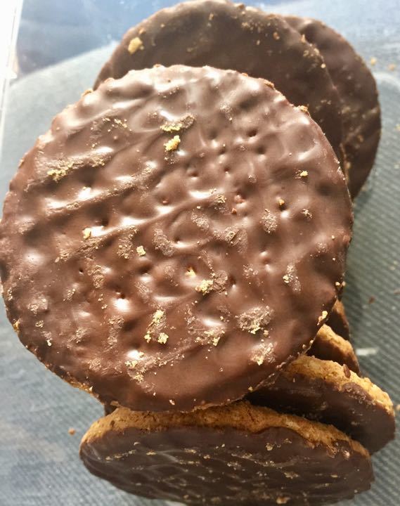 Dark chocolate Hobnobs OLIO