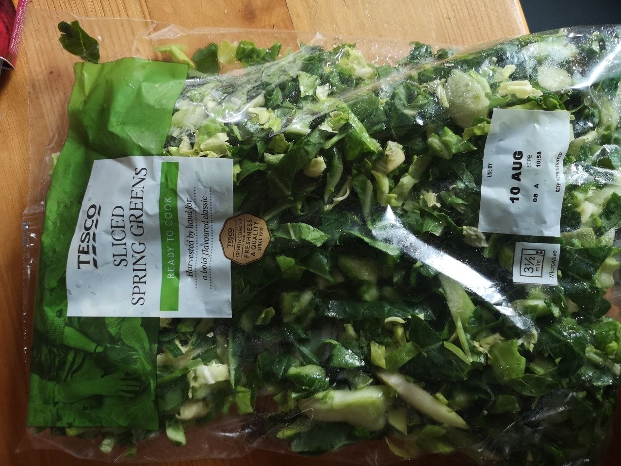 Tesco Sliced Spring Greens OLIO