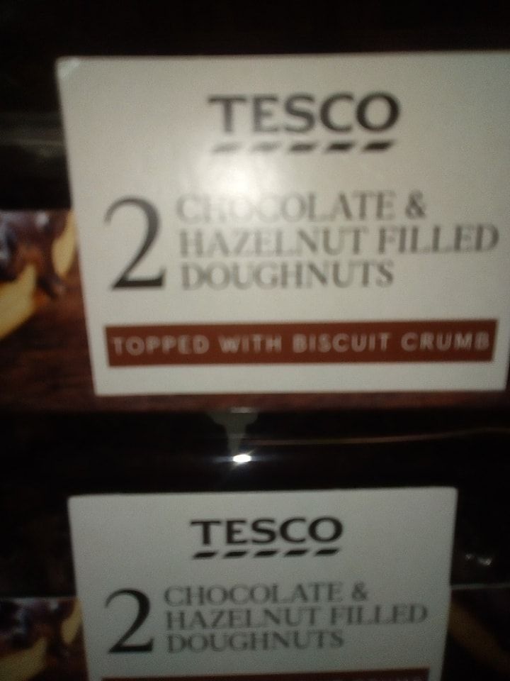 Tesco 2 chocolate and hazelnut filled Donuts OLIO