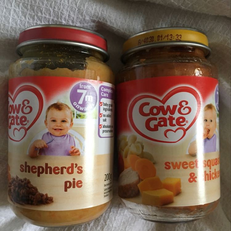 Baby food cow and gate OLIO