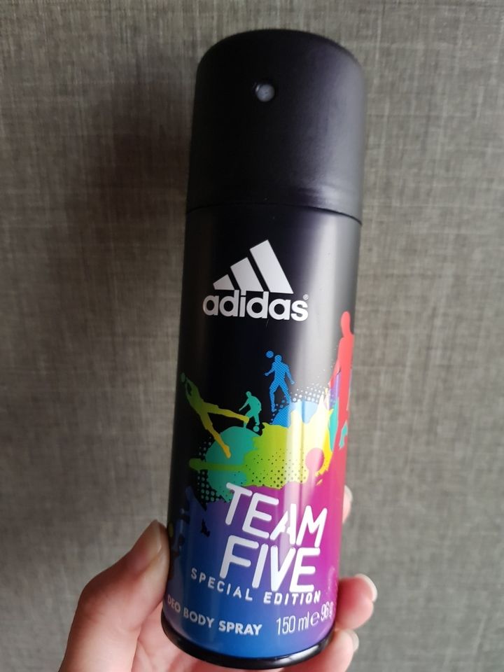 Adidas body spray OLIO