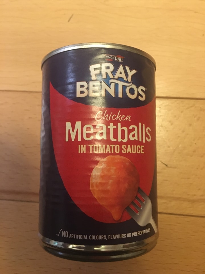 Fray Bentos chicken meatballs in tomato sauce OLIO