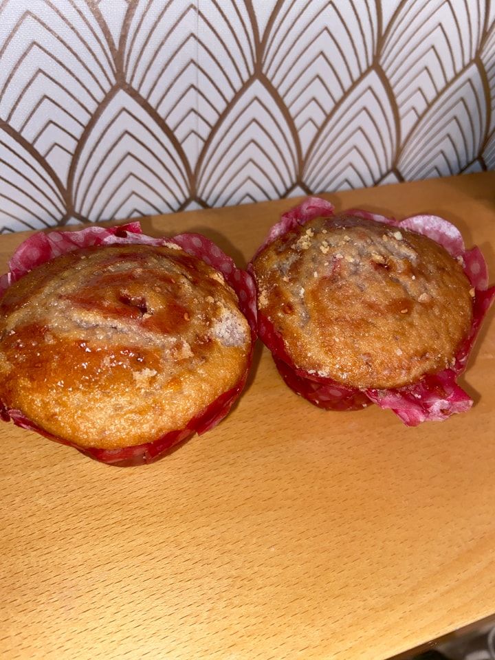 2 Costa muffins OLIO