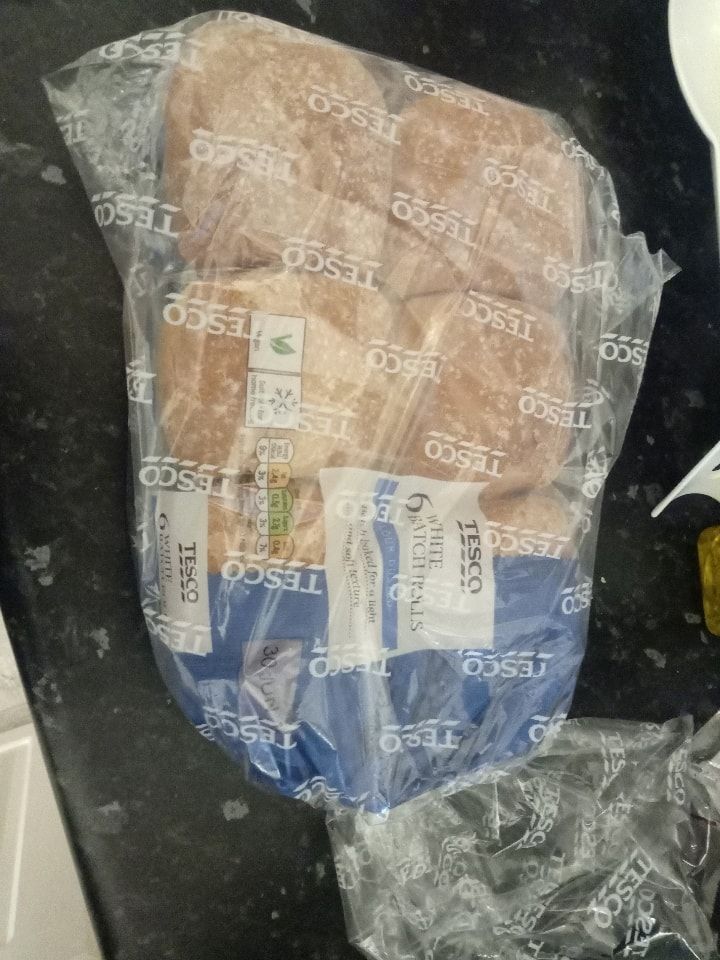 6 white batch rolls, in tesco bag packaging OLIO